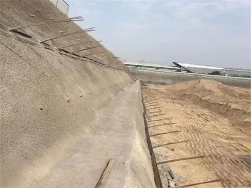 七里河河道边坡加固